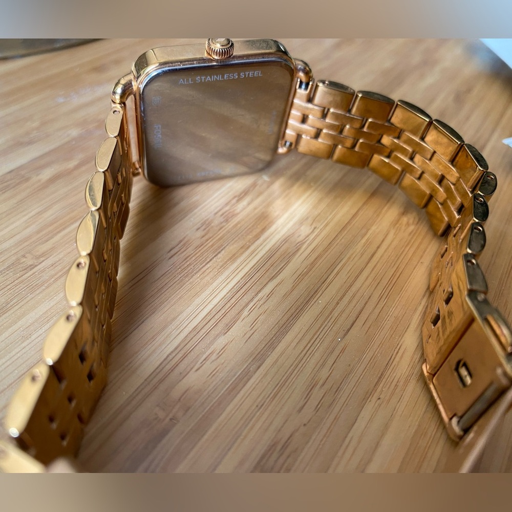 Fossil Rose gold-toned Micah bracelet watch - Picture 3 of 8